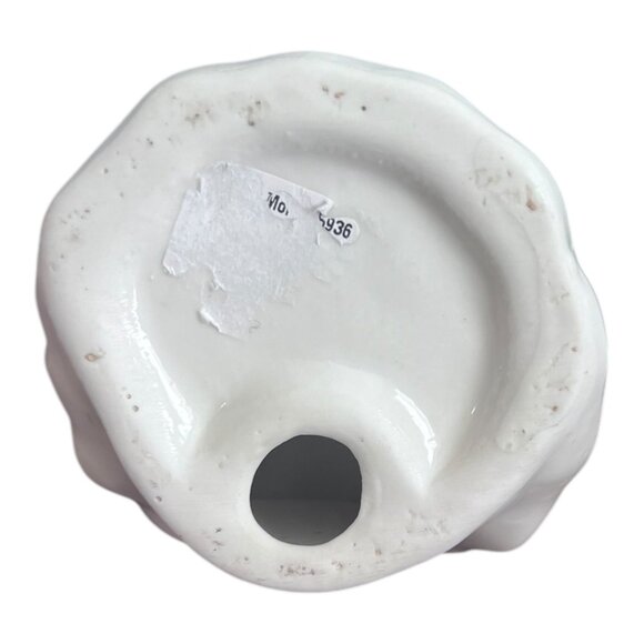 Vintage Porcelain Angel Holding Dove Statue Figurine 7" White Gold Accents - Picture 6 of 6